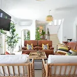 Villa Aroeira With Heated Pool By Golf Course, And Lisbon