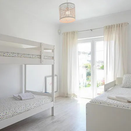 Villa Aroeira With Heated Pool By Golf Course, And Lisbon Aroeira (Setubal)