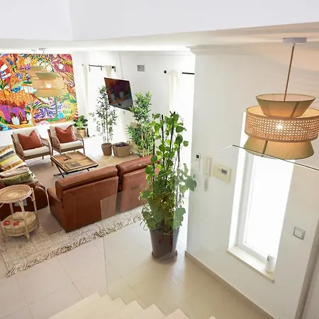 Villa Aroeira With Heated Pool By Golf Course, And Lisbon